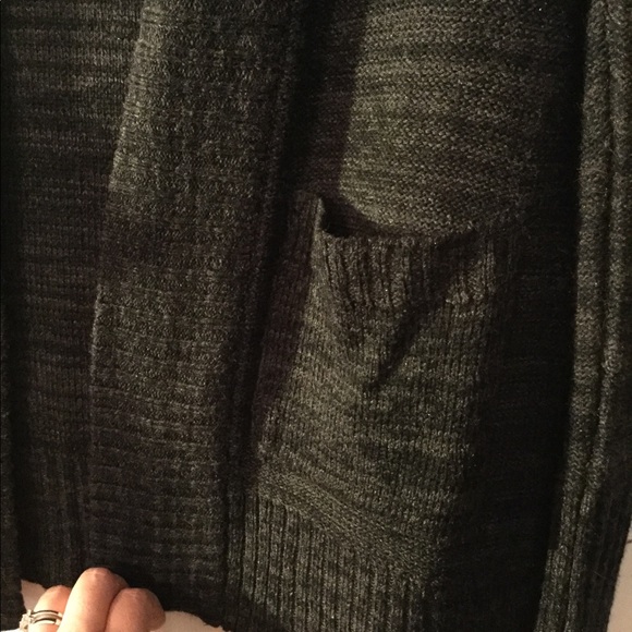 Cardigan - Picture 4 of 4